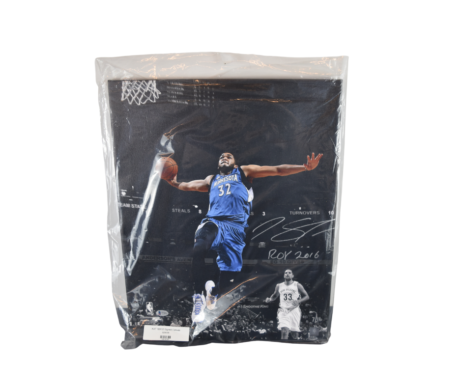 Karl Anthony Towns 16x20 Signed Canvas*
